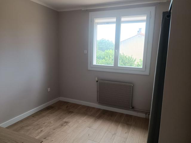 En location Maison 5 pièces 111 m