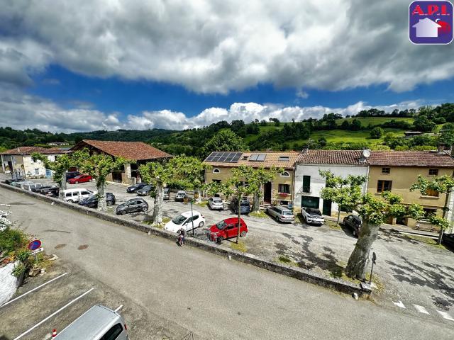 En location Maison 5 pièces 143 m