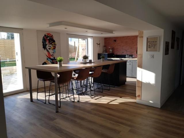 En location Maison 5 pièces 150 m