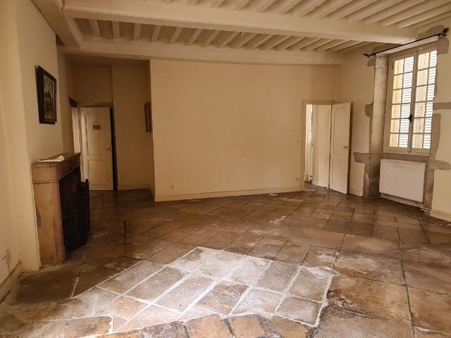 En location Maison 5 pièces 161 m