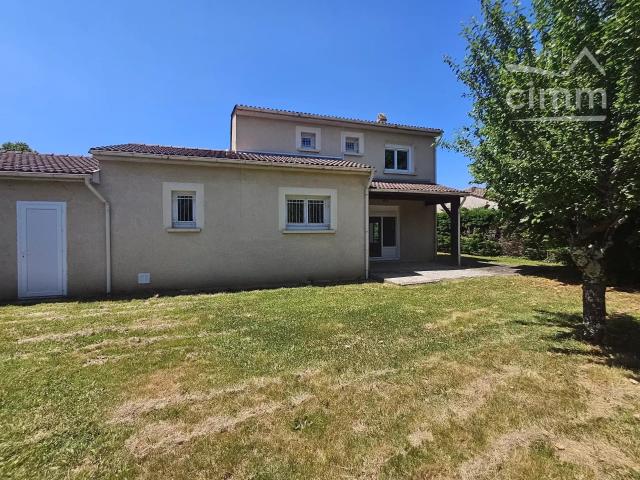 En location Maison 5 pièces