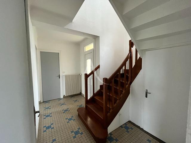 En location Maison 5 pièces 85 m