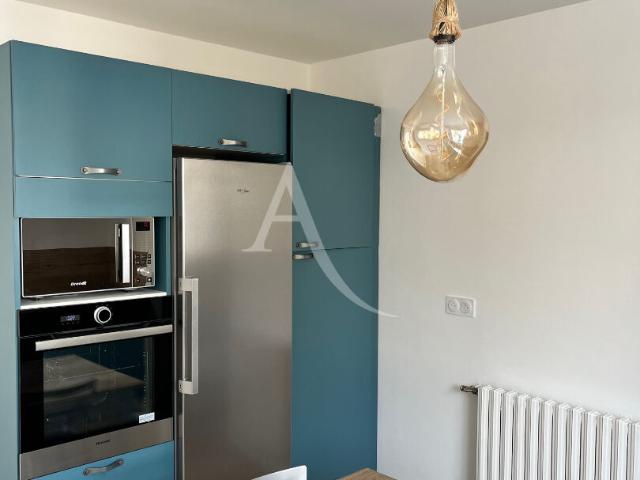 En location Maison 6 pièces 124 m