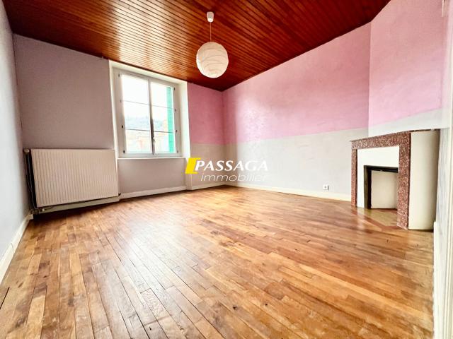 En location Maison 6 pièces 126 m