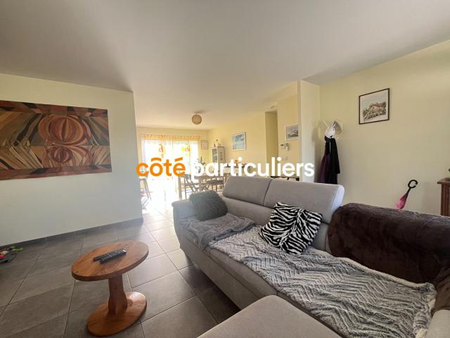 En location Maison 97 m