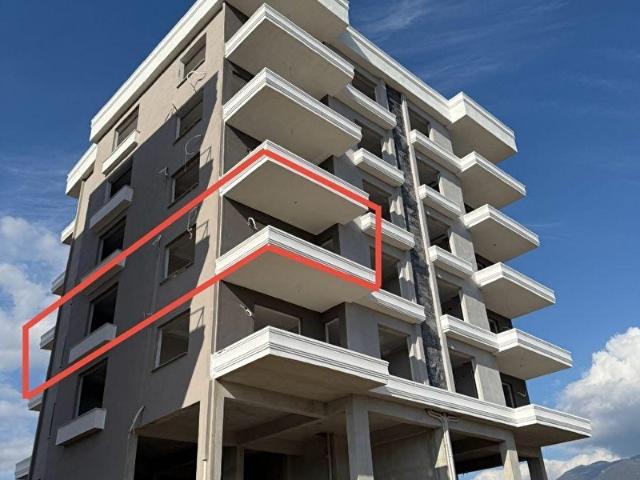 EN MERKEZİ KONUMDA SAHİLE VE PLAJLARA 400M DENİZ MANZARALI ÇOK GENİŞ LÜKS 3+1 DAİRE