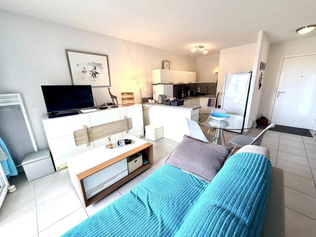 En plein Centre de Pégomas, 2 pièces meublé avec grande terr. 46m² Pégomas