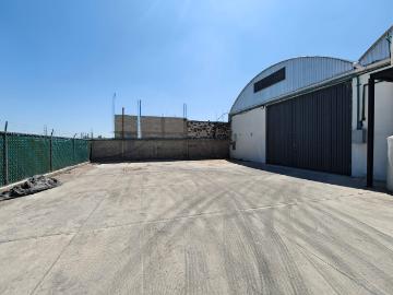 En renta bodega 429 m2 en la localidad del lencero sobre la carretera Xalapa Veracruz