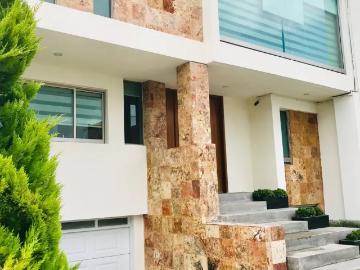 EN RENTA CASA AMUEBLADA EN ZONA PLATEADA EN PACHUCA, HGO