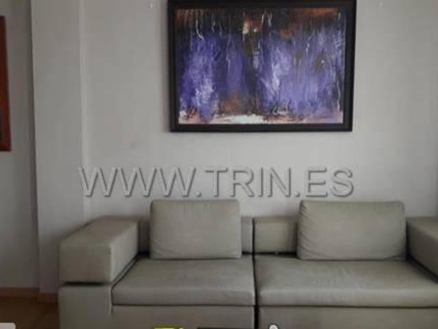 en residencial con piscina y plaza de garaje