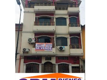 En Santa Rosa a pocos metros del Municipio se Vende Casa Rentera de 3 Departamentos amplios Casa en Venta en Santa Rosa