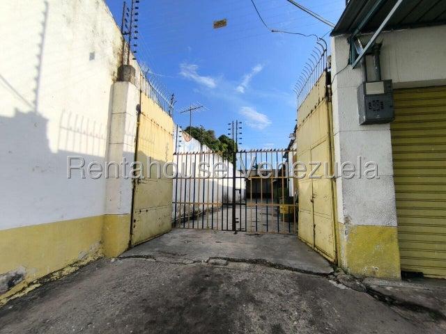 En san blas Galpon en venta Ubicado en Valencia carabobo codigo 25 10306 ELOISA MEJIA