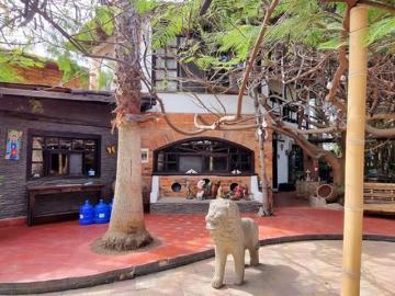 En Salilnas, Santa Elena, Ecuador: Casa y terreno