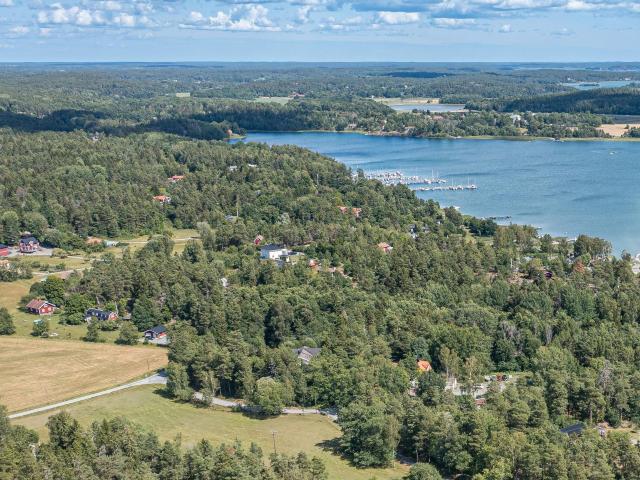 En stor villa i Landfjärden