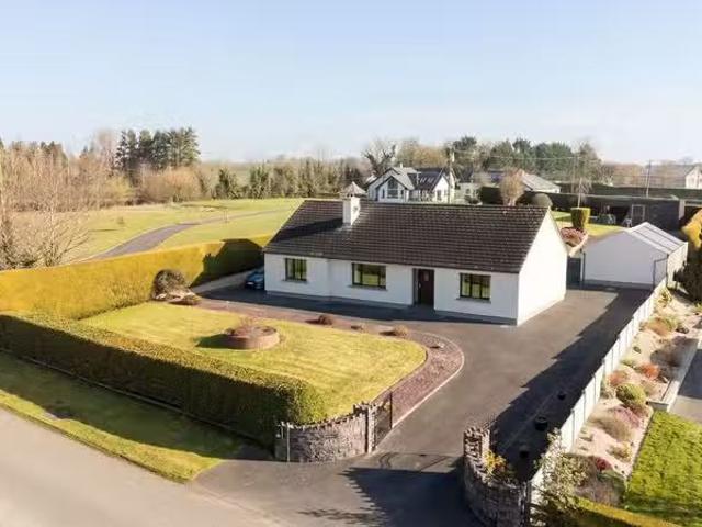 Ennell Lodge, Kilpatrick, Ballinea, Mullingar, Co. Westmeath.