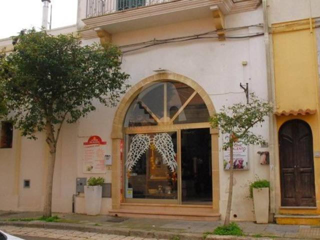 Enoteca in vendita a Tricase
