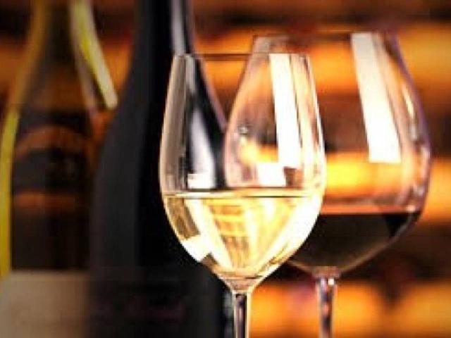 Enoteca in vendita a Bologna
