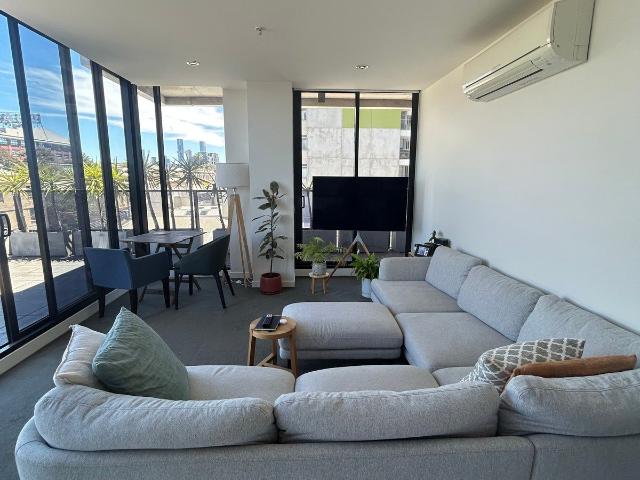 Enormous South Facing Terrace
