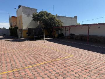 ENORME CASA EN VENTA CON OPCIÓN A RENTA