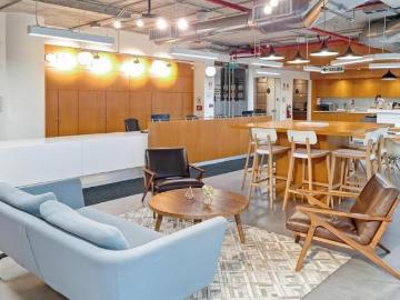 Encuentra un escritorio exclusivo y empieza a trabajar en Spaces Basadre 607