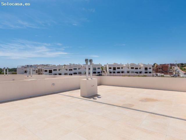 ENCANTADOR ÁTICO DE 3 HABITACIONES EN LOS ALTOS
