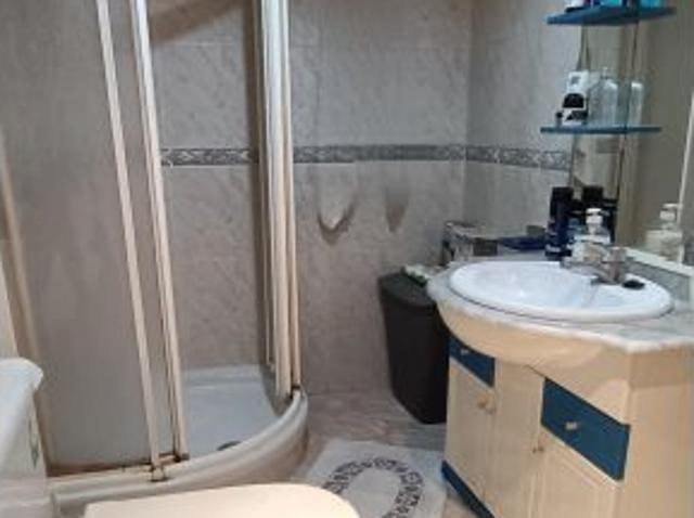 ¡ENCANTADOR APARTAMENTO CERCA DE PLAYA DE LEVANTE CON PISCINA!