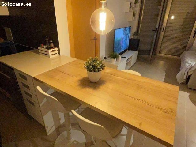 Encantador Apartamento en Alcanar Platja con Vistas y Piscina