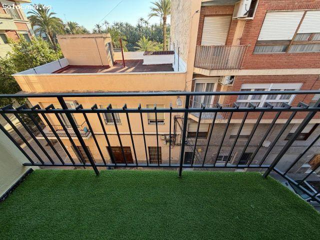 Encantador Apartamento en el Corazón de Zapatillera, Elche