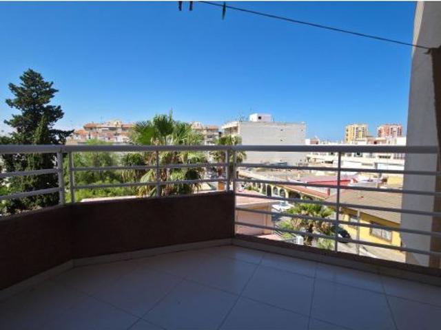 Encantador Apartamento en Playa del Cura Torrevieja por €129,900