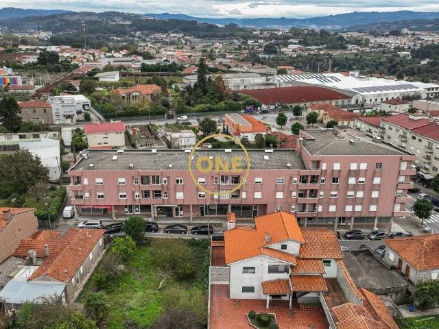 Encantador Apartamento T2 em Bairro