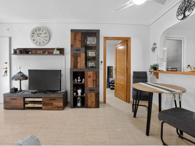 Encantador Bungalow bajo de 1 Dormitorio en Zeniamar VI, Orihuela Costa