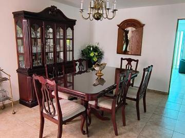 ENCANTADOR CASA DE UNA PLANTA EN VENTA