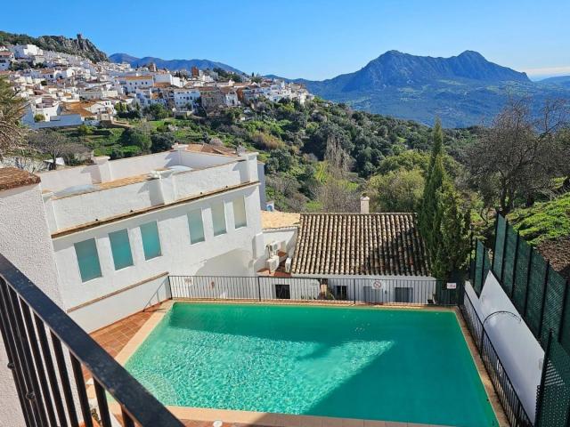Encantador, Elegante Y Espacioso – Vida Mediterránea En Su M. 104m² Gaucín