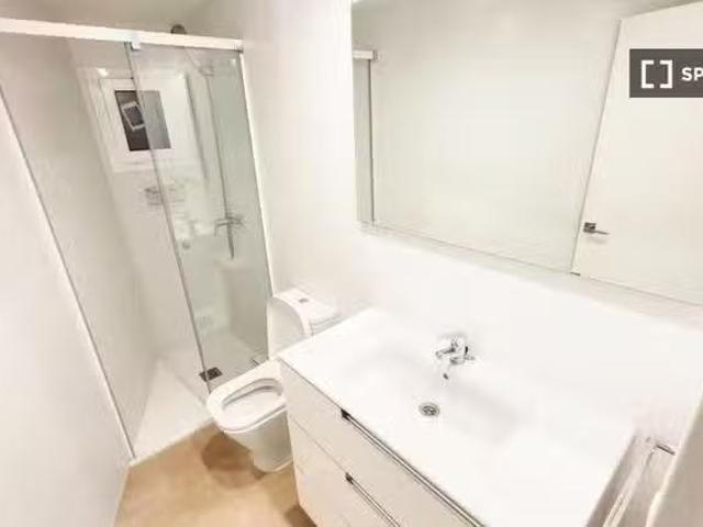 ¡Recién llegado! Estudio en alquiler en El Carmel, Barcelona