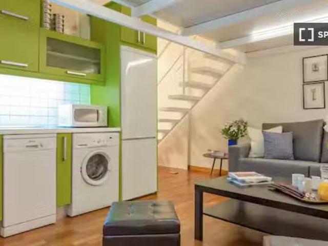 ¡En alquiler! Estudio en alquiler en Sol, Madrid