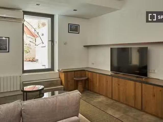 ¡Renta! Estudio en alquiler en Vila de Gràcia, Barcelona