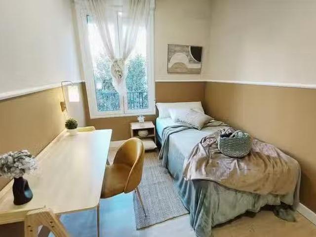 ¡En alquiler! Habitación en Calle Antonio Toledano, Fuente del.