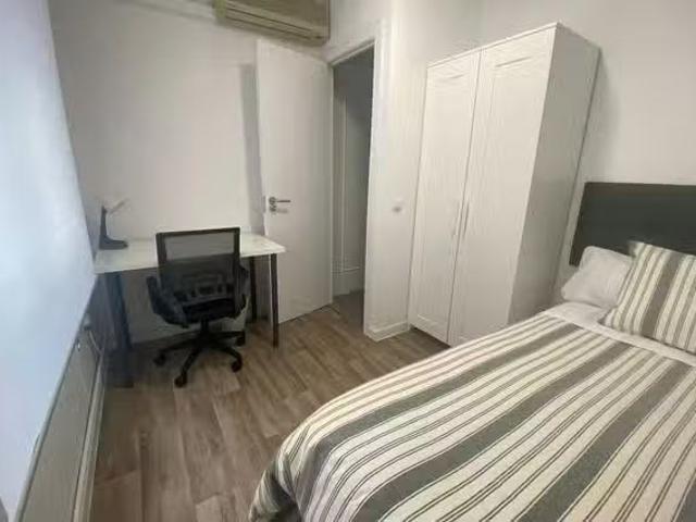 Bonito Habitación en Calle de Cayetano Pando, Lucero