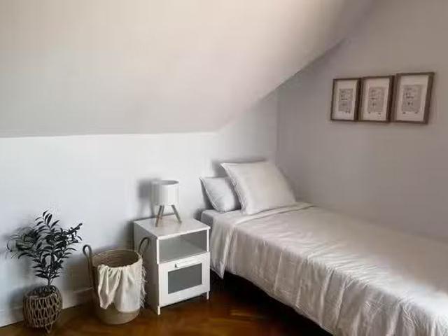 Encantador Habitación en Calle de Alfredo Marqueríe, Fuencarra.