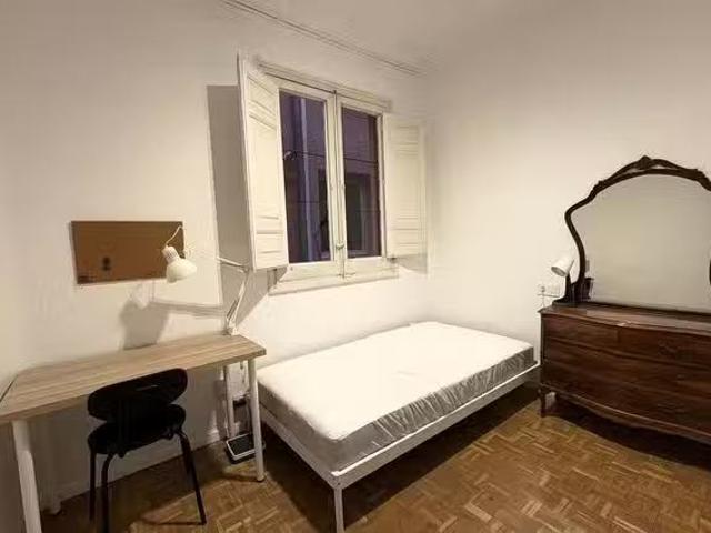 Bonito Habitación en Calle de Bailén