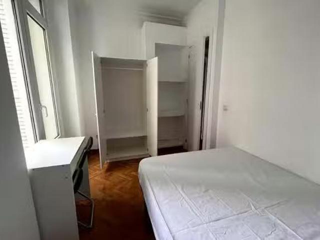 Bonito Habitación en Calle de Grafal, Palacio