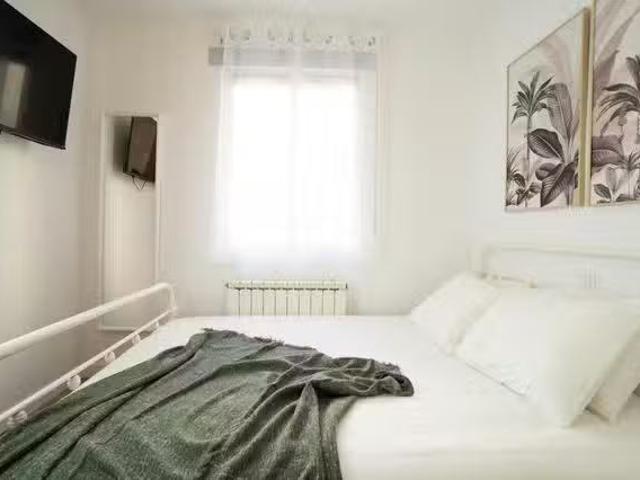 ¡Oferta! Habitación en Calle de Luis Missón, Berruguete