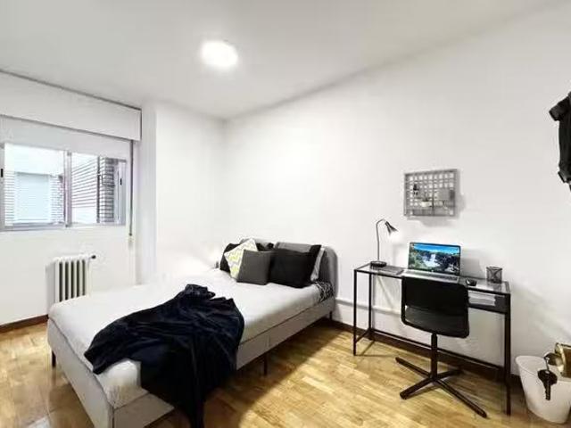 Encantador Habitación en Calle de San Germán