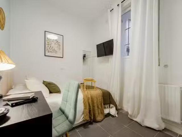 Encantador Habitación en Calle de San Simón, Centro