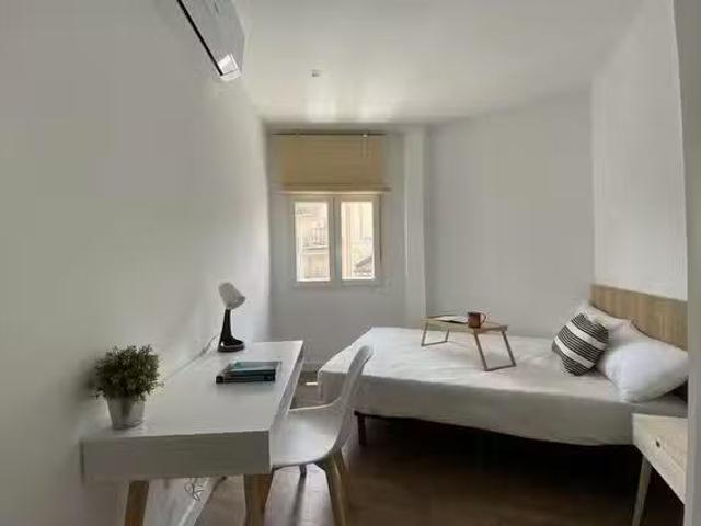 Nuevo Habitación en Calle del Doctor Urquiola, Vista Alegre