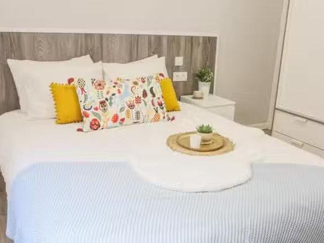 ¡Oferta! Habitación en Calle del Ferrocarril