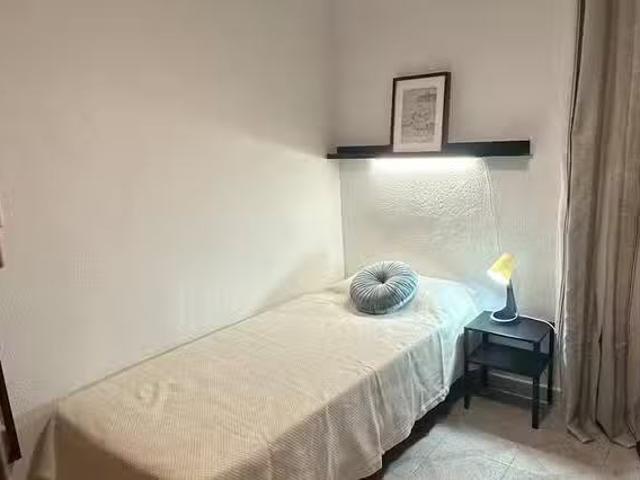 Único Habitación en Calle San Cipriano, Casco Histórico de Vic.
