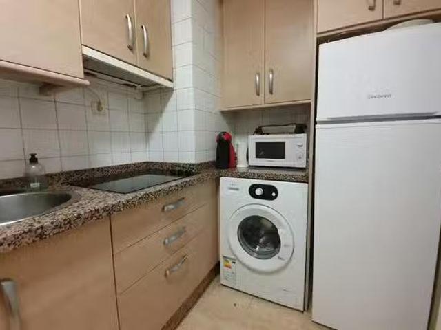 ¡Oferta! Habitación en Calle Pedro Antonio de Alarcón, Camino.
