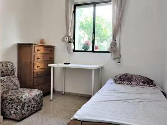 Único Habitación en Calle Pelay Correa, Triana Casco Antiguo