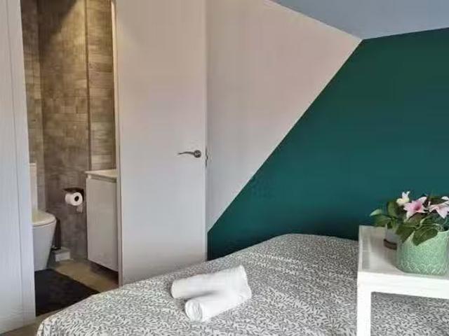 Encantador Habitación en Carrer Major de Natzaret